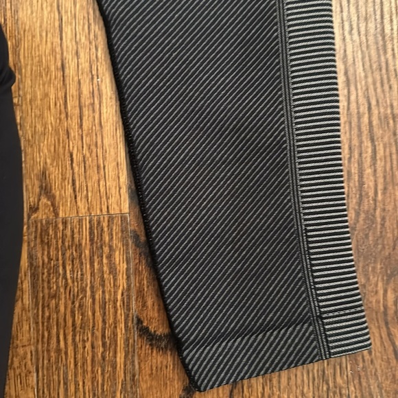 Offline by Aerie - Picture 11 of 11